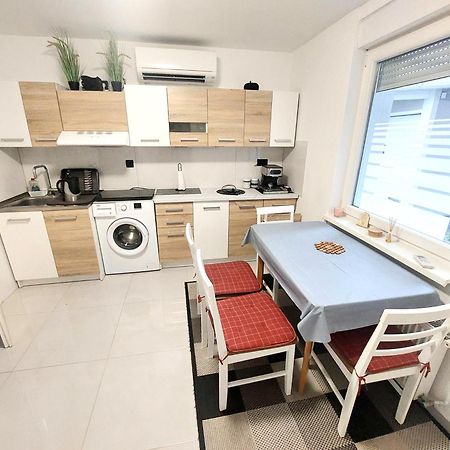 Jo-Ma Apartma - Safe Parking Ljubljana Ngoại thất bức ảnh