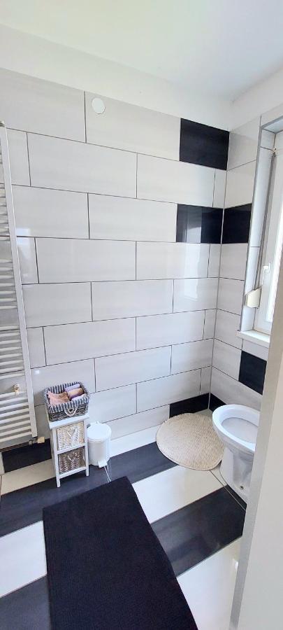 Jo-Ma Apartma - Safe Parking Ljubljana Ngoại thất bức ảnh