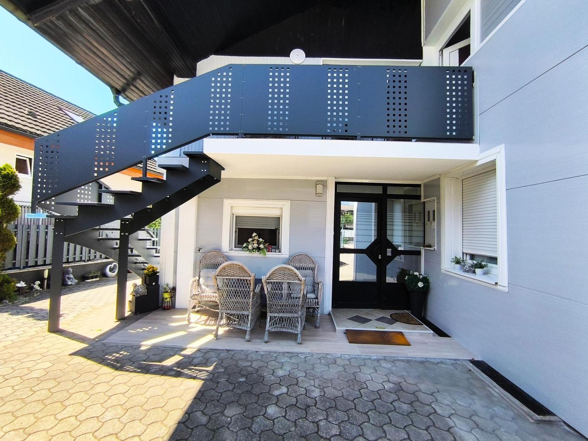 Jo-Ma Apartma - Safe Parking Ljubljana Ngoại thất bức ảnh